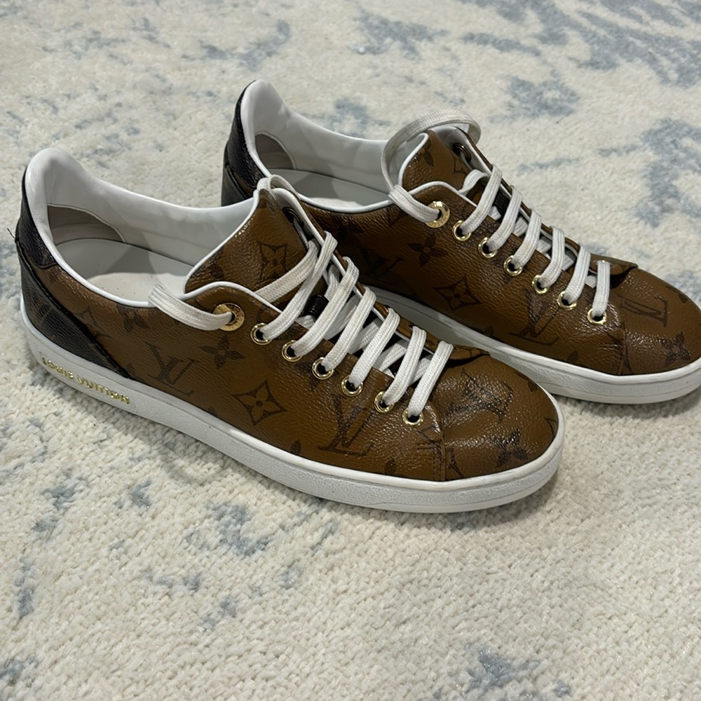 LOUIS VUITTON FRONTROW SNEAKER